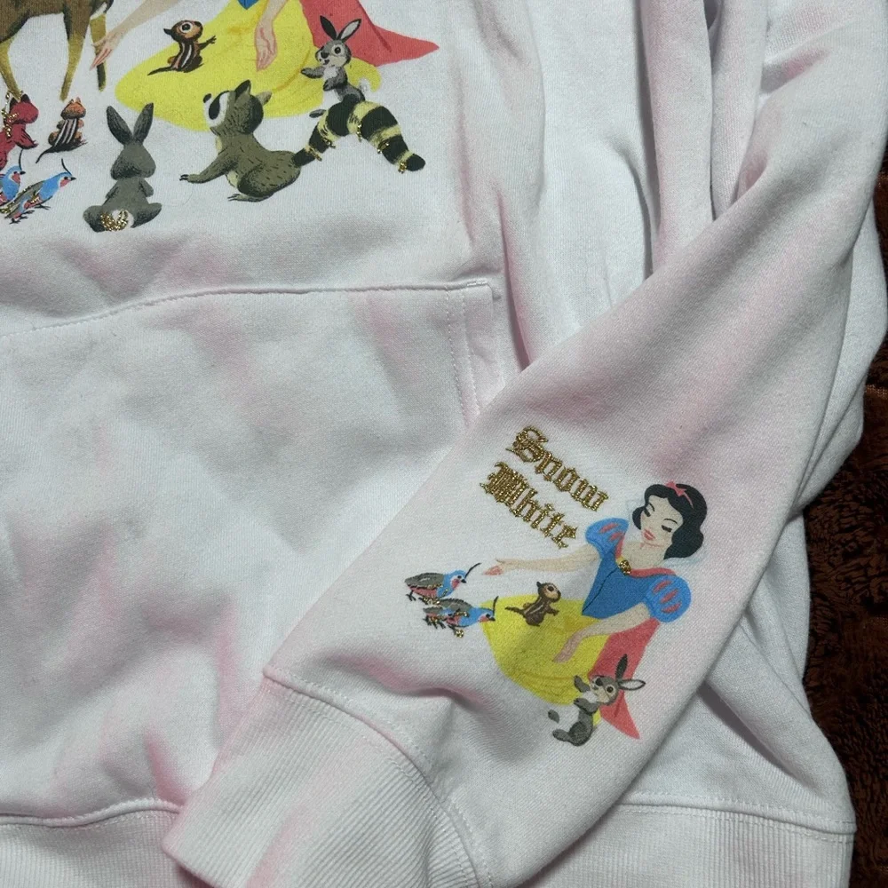 Disney Snow White Hoodie Large Princess Graphic Sweatshirt - Picture 4 of 5